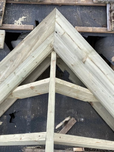 Roofing 6 Medium