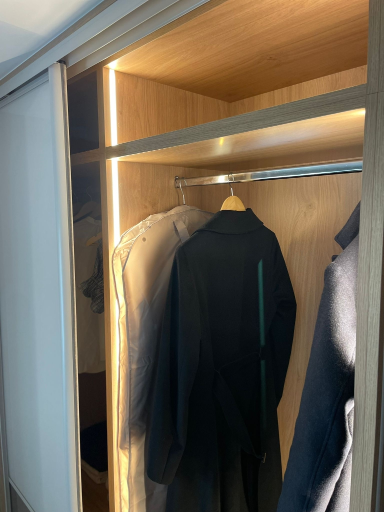 Bespoke Modern Fitted Wardrobe Wb Carpentry4 Medium
