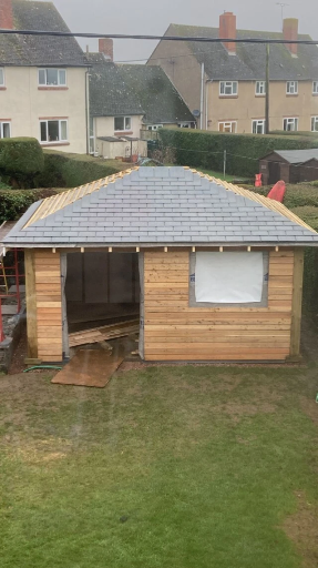 Log Cabin Bar 10 Medium
