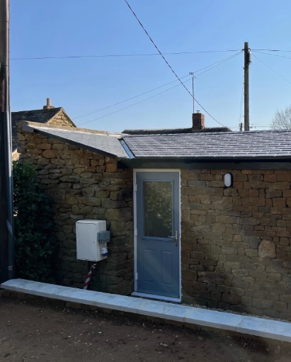 Stone Garage 05 Medium