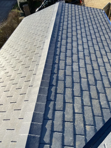 Stone Garage 13 Medium