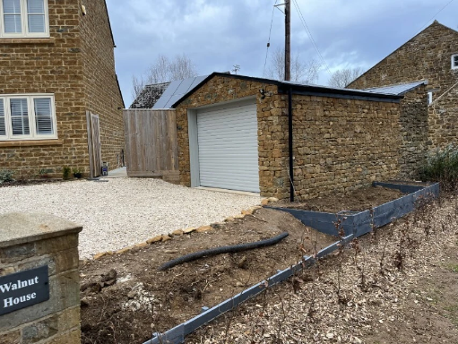 Stone Garage 19 Medium