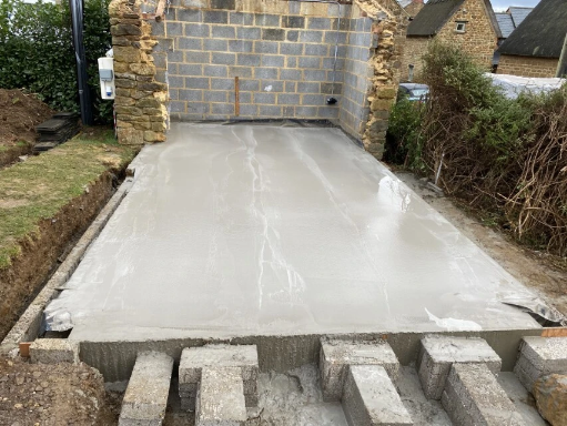 Stone Garage 39 Medium